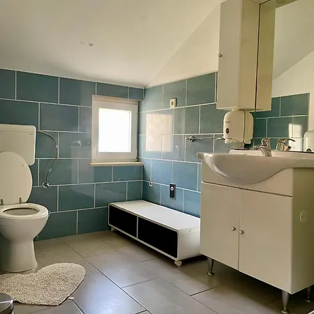 Carmen Delux Mix Dorm *