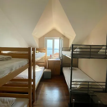 Carmen Delux Mix Dorm Affittacamere
