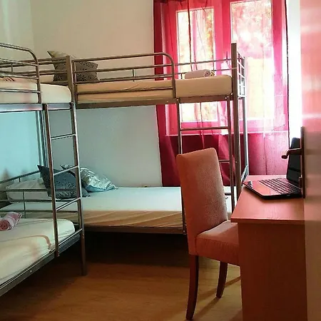 Carmen Delux Mix Dorm